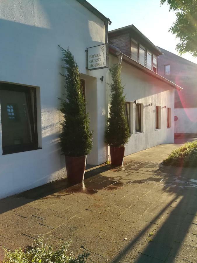 Royal Guest House II Viersen Exteriör bild